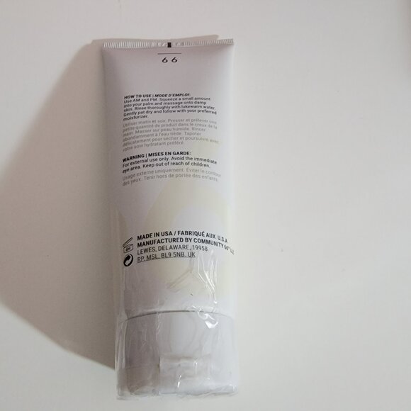 Community Sixty-Six Detoxifying AHA/BHA Gel Cleanser 5oz Sealed - Picture 7 of 8